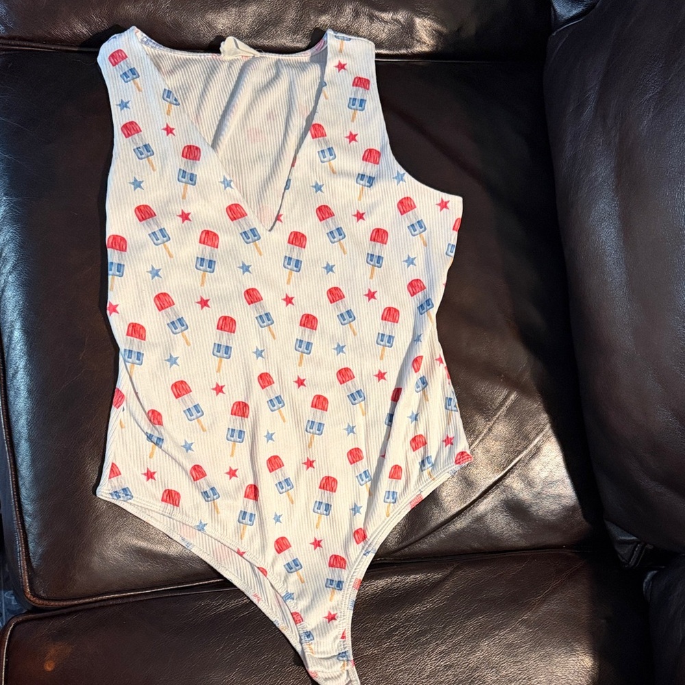 NanaMacs White Ribbed Bodysuit with Red & Blue Popsicle Print